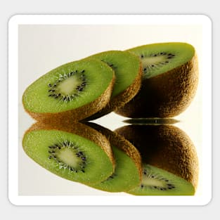 Kiwi reflection Sticker